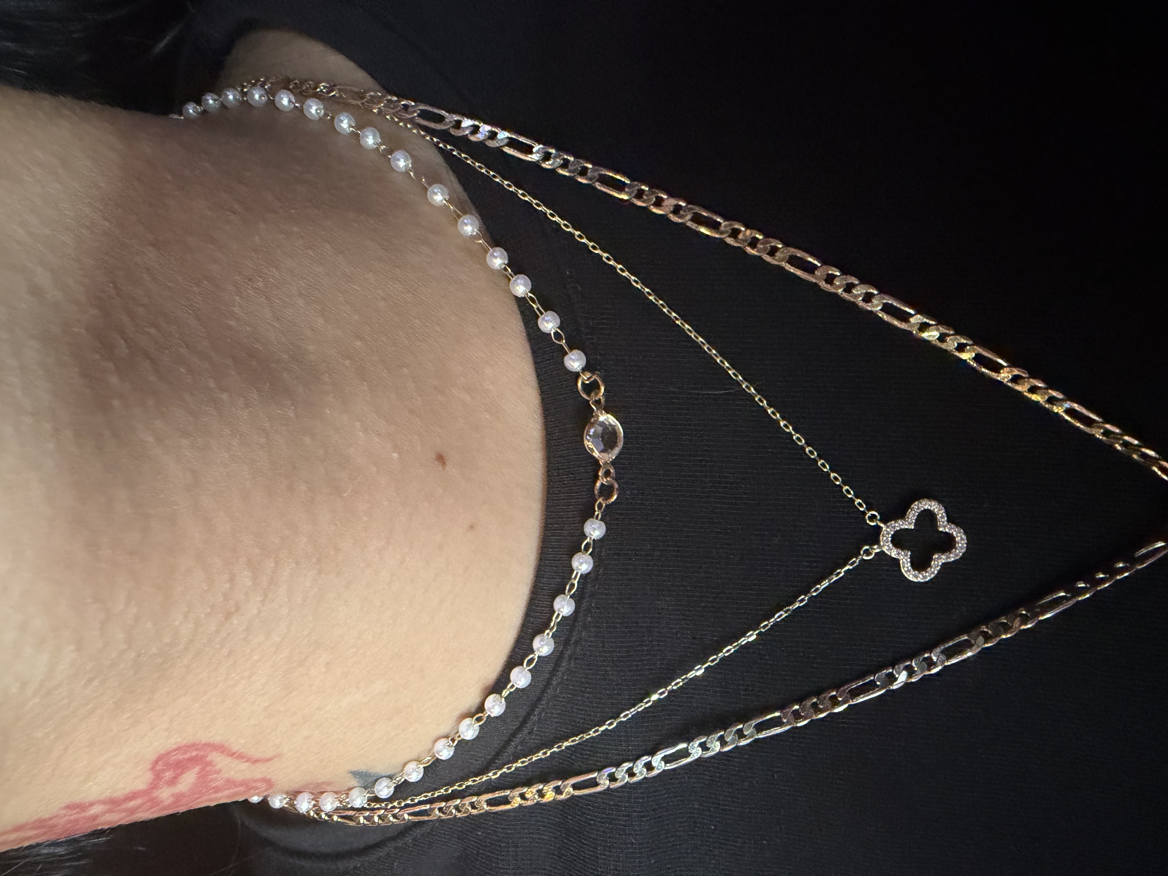 Layered pearl necklaces